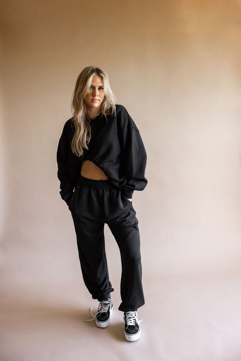 Black Oversized Fleece Crewneck