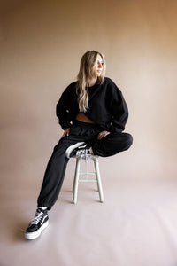 Black Oversized Fleece Crewneck